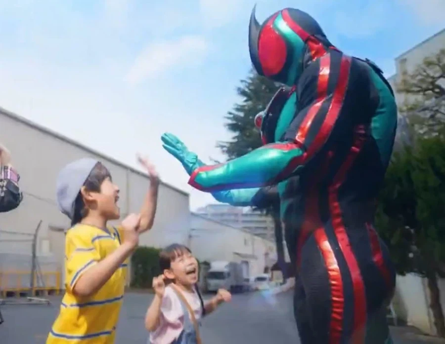 아동시간대에 방영하기엔 너무 음탕한 몸을 가진_1.webp