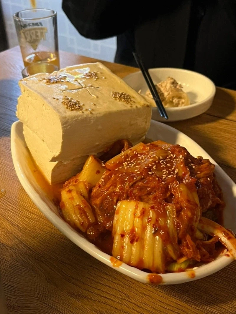 호불호 갈리는 두부김치_3.webp