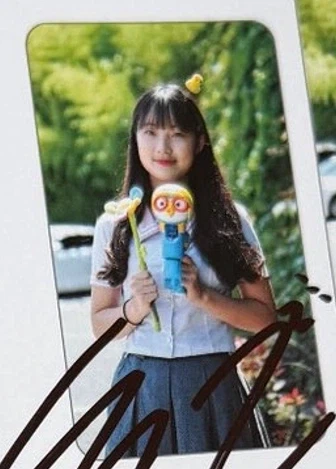 리센느) 원이 과거 사진 당사자 반응 ㅋㅋㅋㅋ_1.webp