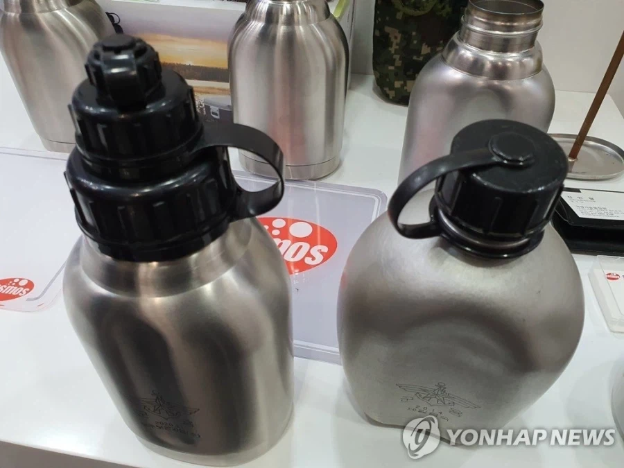 보급된지 아무도 모르는 군대 새 수통.jpg_4.webp