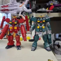 HGAW 1/144 건담 레오파드 + 구판 디스트로이 나열 사진