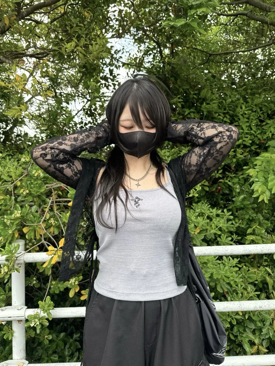애가 둘인 유부녀.pg_3.webp