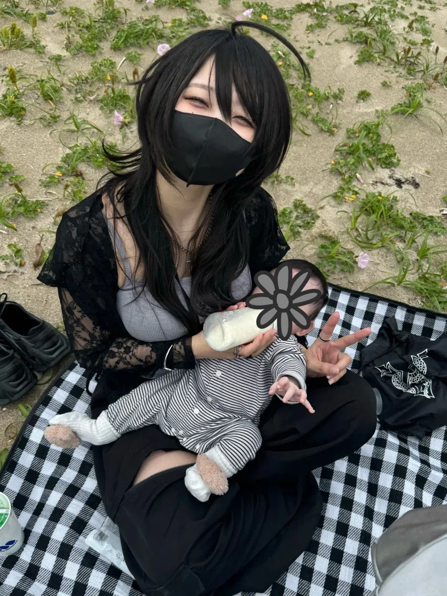 애가 둘인 유부녀.pg_5.webp