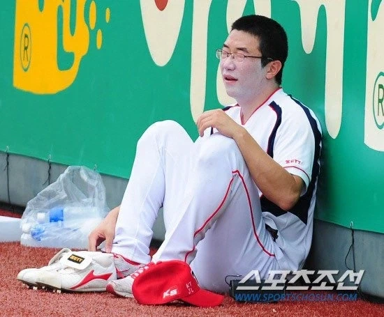 야구선수로보는 썬크림의 중요성_2.webp