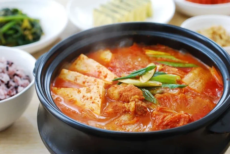 의외로 햄버거 먹을때 필수인거_1.webp