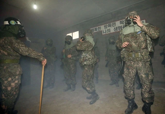 특별할 거란 환상이 깨지는 곳_1.webp