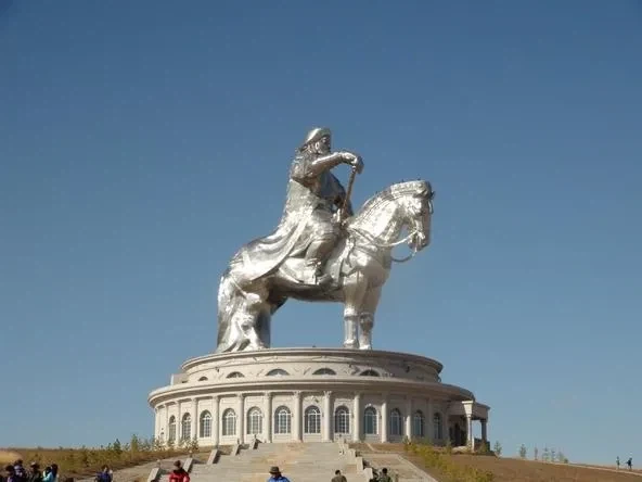 몽골이 칭기즈칸을 치켜세우는 이유_1.webp
