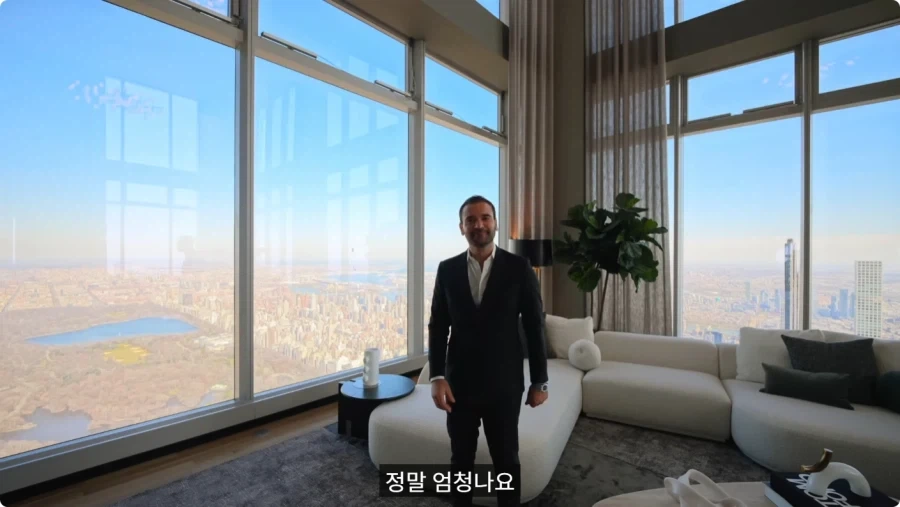 2억5천만 달러 짜리 펜트하우스.jpg_70.webp