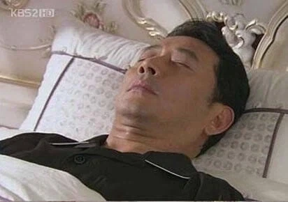 내 글 댓글에서 싸움이 일어난걸 본 심정_2.webp