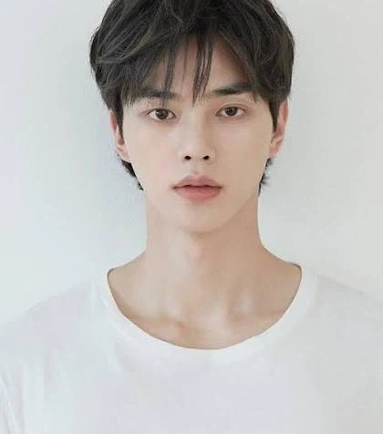 여자가 분석한 남자 외모 유형 별 연애 스타일..jpg_2.webp