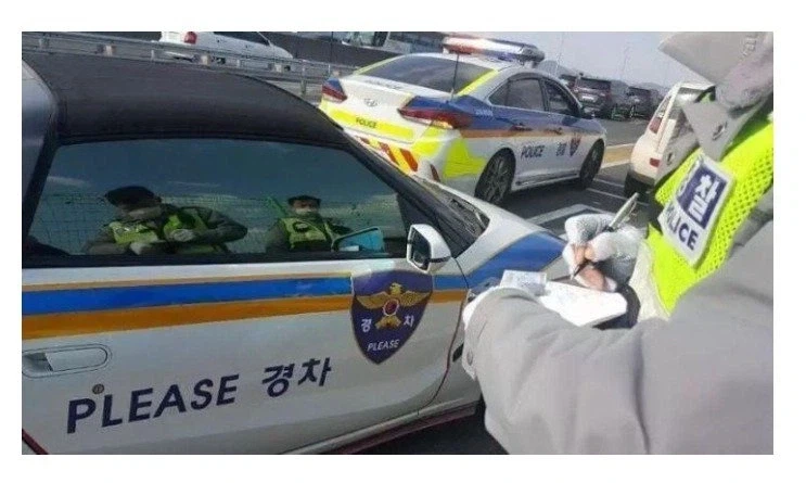 뭔가 이상한 단속 jpg._1.webp