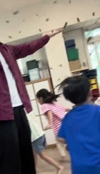 AI) 벌레공익짤 숨겨진 복선_2.webp