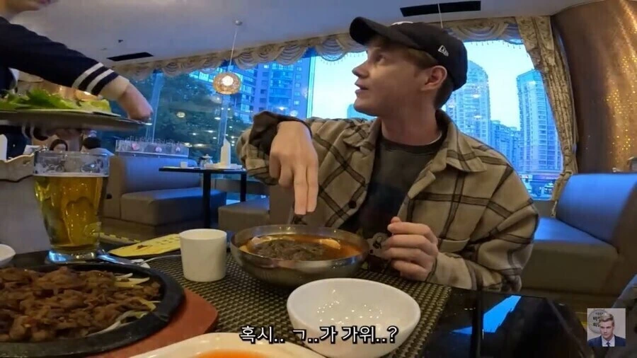 사실상 한국인인데 북한식당에 성공적으로 잠입한 이유_2.jpg