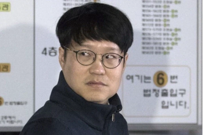 세상에 걸러야할 놈이 있다면 이사람이 칭찬하는 사람만 거르면됨 ㅋ_1.webp