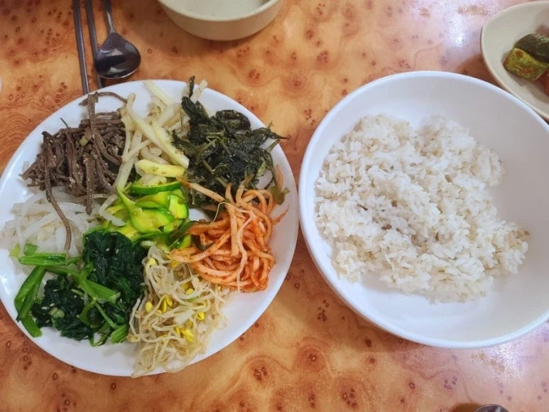 반찬이 맛있는 집 특징_3.webp
