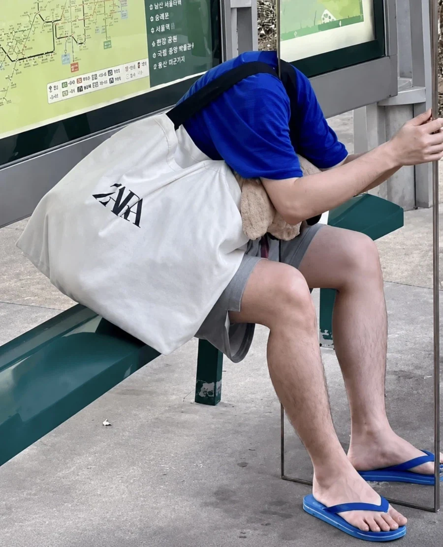 머리가 없는 남자_1.webp