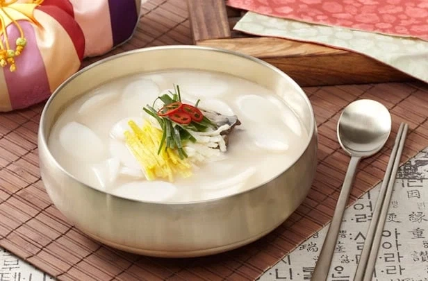 정1액 떡국 실제로는 맛 없음_1.webp