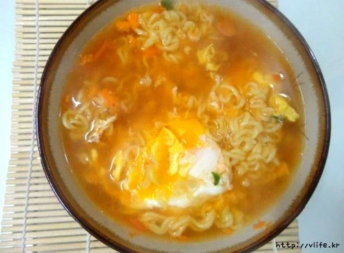 둘 중 하나만 먹어야 함_2.webp
