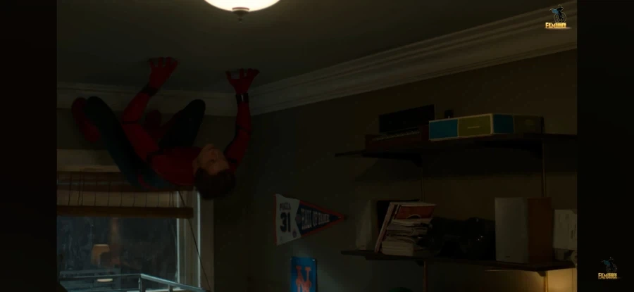 MCU) 네드의 무해함을 보여주는 장면_3.webp