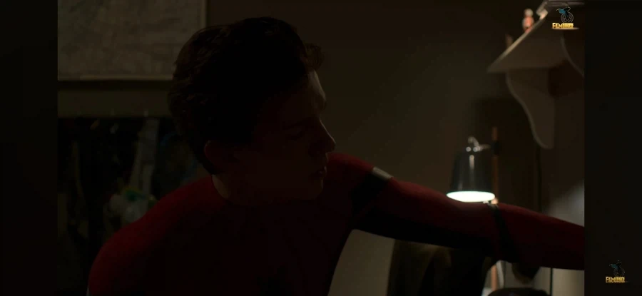 MCU) 네드의 무해함을 보여주는 장면_8.webp