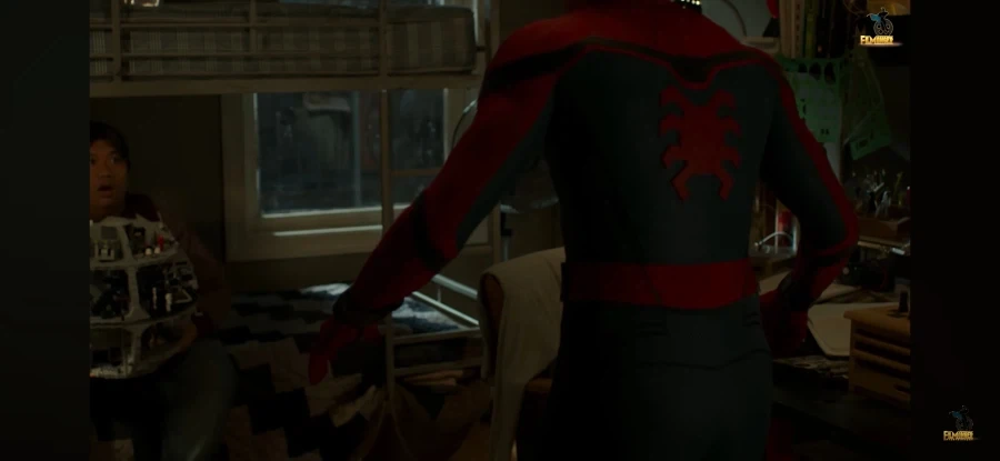 MCU) 네드의 무해함을 보여주는 장면_11.webp
