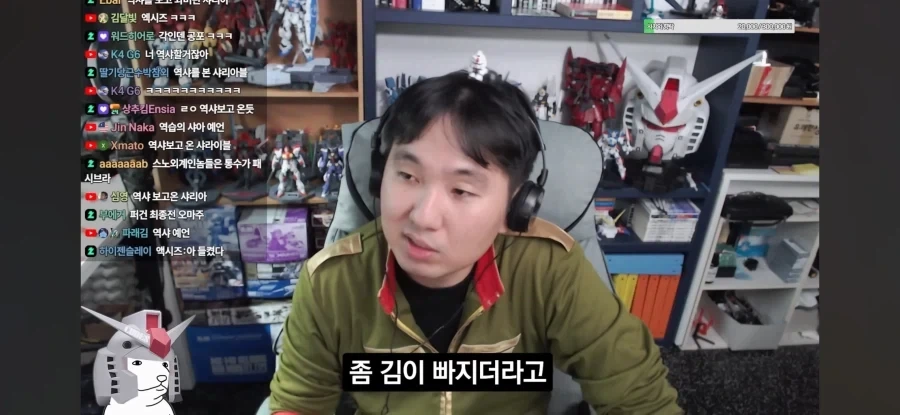 오리지널 건담 내놓은 지쿠악스가 저지른 악행.jpg_1.webp