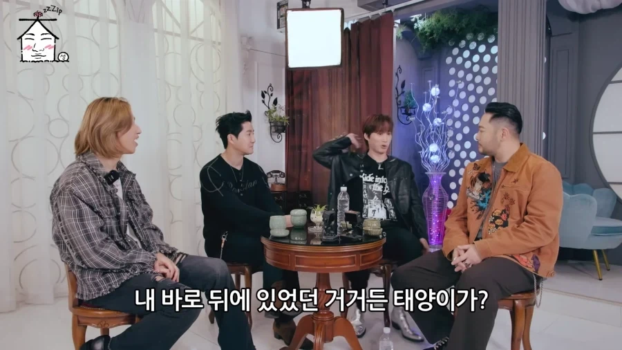 고깃집에서 비밀 접선을 한 가수들_12.webp