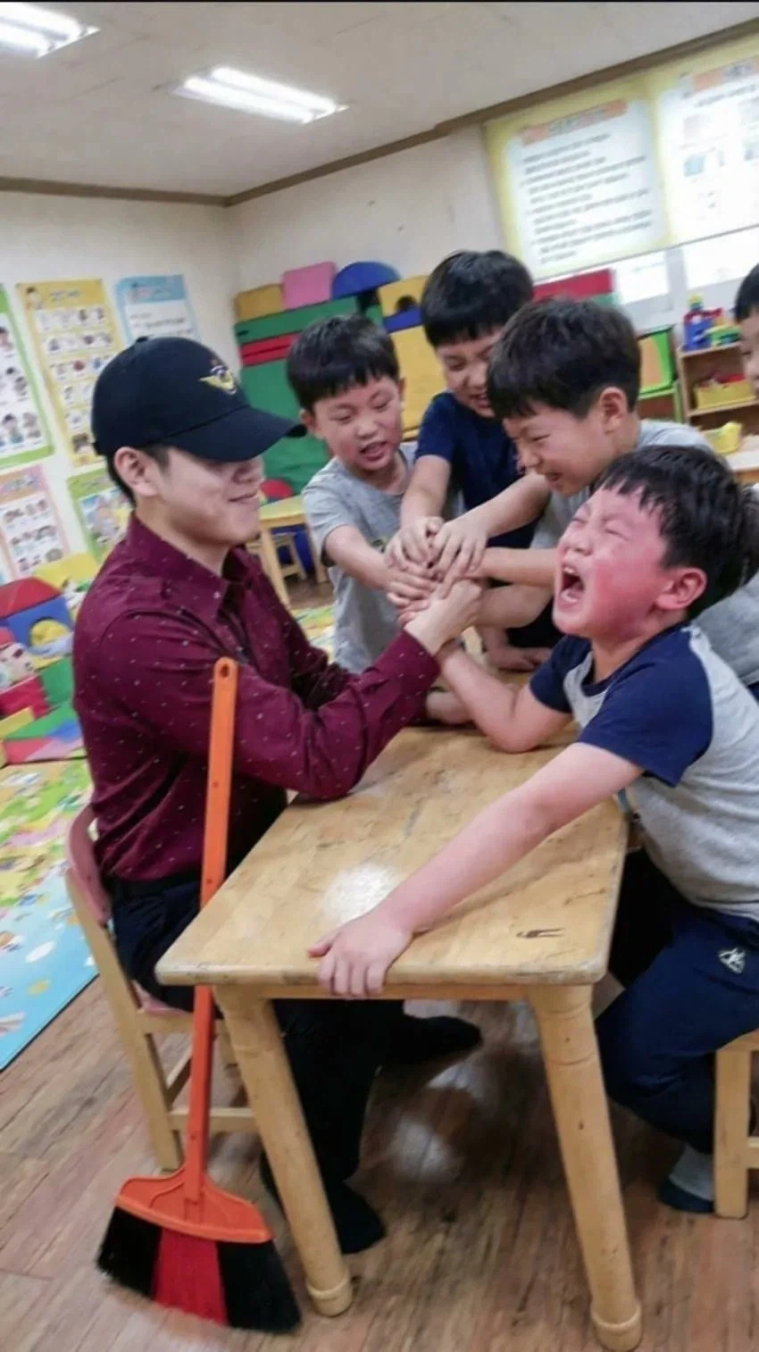 흐뭇한 공익전사.jpg_1.webp