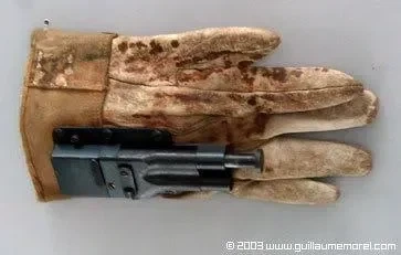 목격자를 남기지 않아서 암살인 도구_1.webp