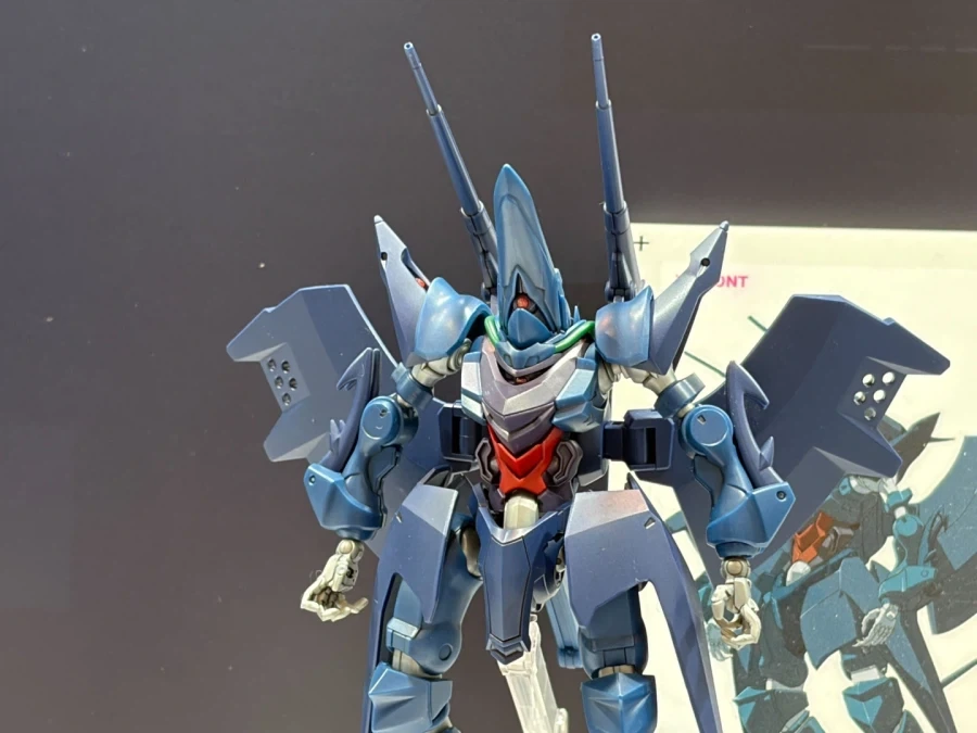 HG GQ 1/144 함브라비 + 걍 하쿠지 장비 전시 사진_5.webp
