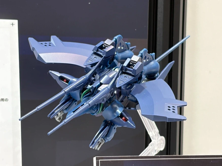HG GQ 1/144 함브라비 + 걍 하쿠지 장비 전시 사진_7.webp