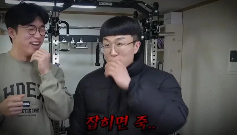 때리는 형태의 노진구 실사판 당사자의 자기 짤 반응_4.webp