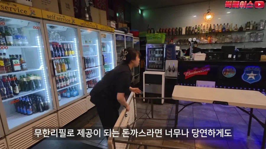 뷔페 거지에 빡친 유투버_30.webp