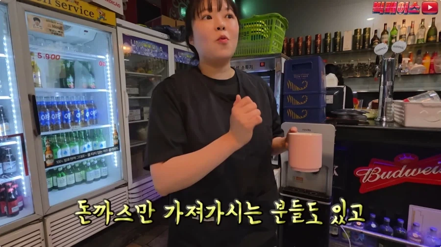 뷔페 거지에 빡친 유투버_44.webp