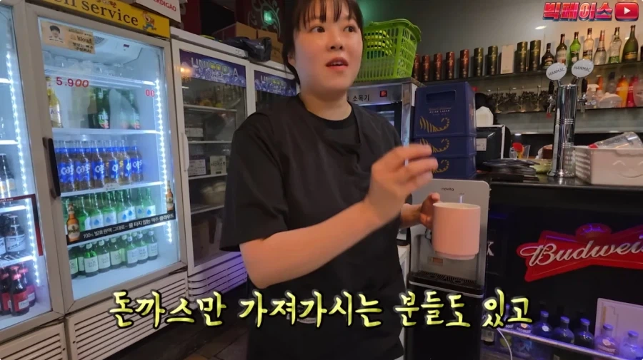 뷔페 거지에 빡친 유투버_45.webp