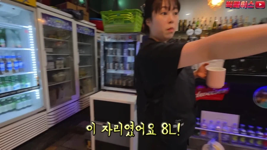 뷔페 거지에 빡친 유투버_52.webp