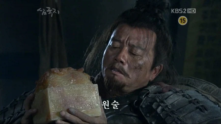 허니브래드를 들고있어도 이상하지않은 캐릭터_1.webp