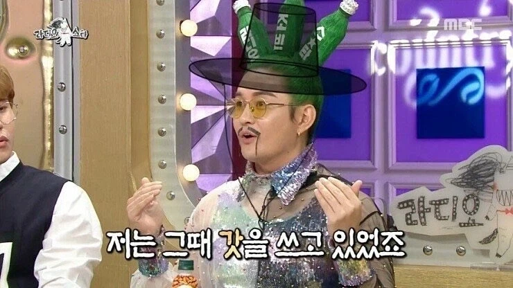 어디까지가 CG인지 알 수 없는 인터뷰.jpg_1.webp
