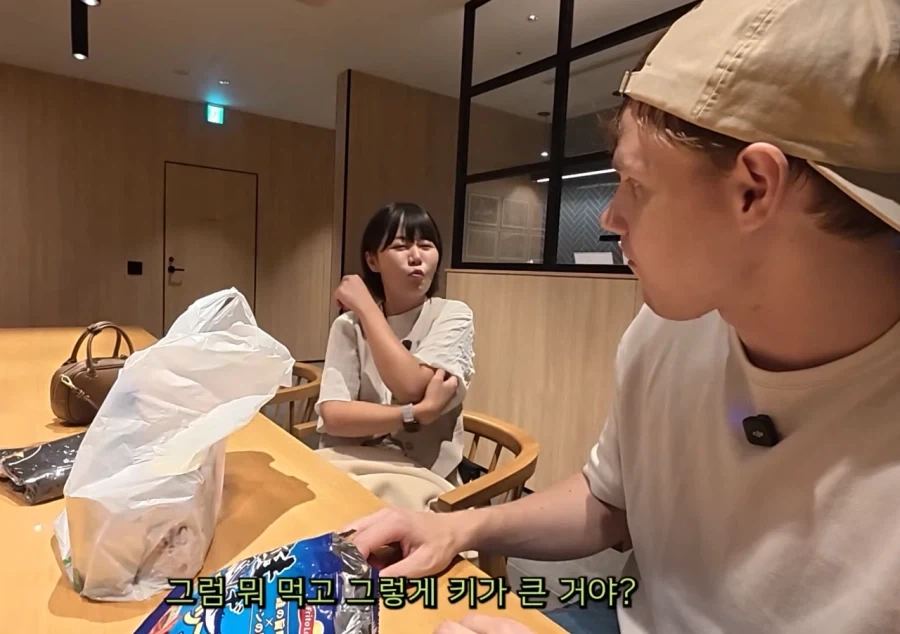 핀란드인 레오를 194cm까지 크게 만든 음식들_1.webp