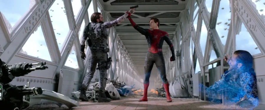 MCU) ??? : 스파이더맨은 총탄이 안먹힌다고?_1.webp