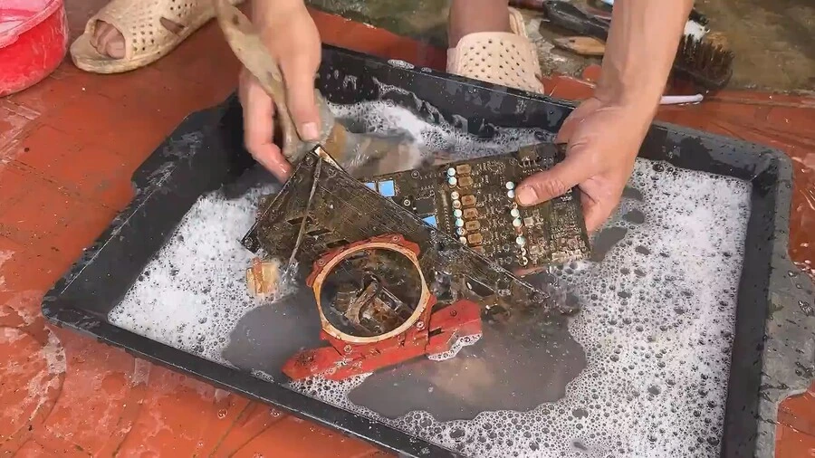 지포스 1060 PC를.. 누가 하수구에 버린거야?_24.jpg