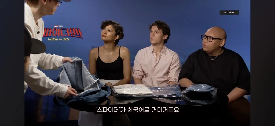톰 홀랜드에게 특별한 선물을 준 타블로_3.webp