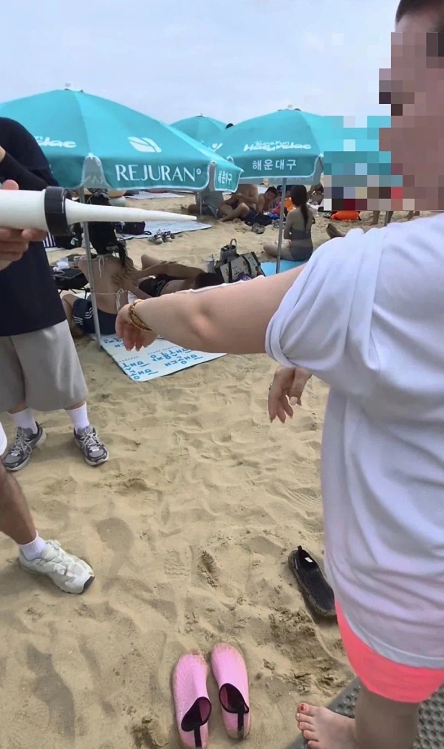 해운대 선크림 영업사원_4.webp