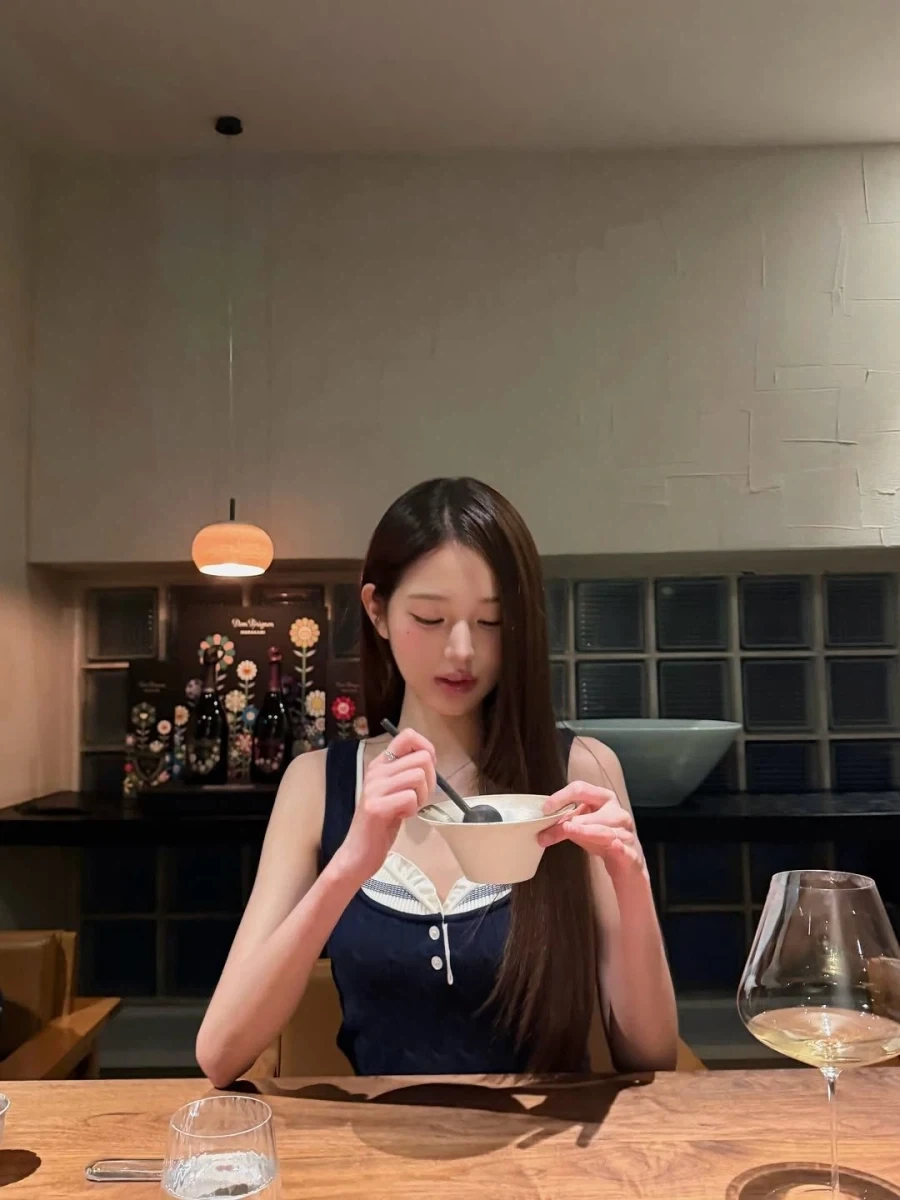 장원영이랑 데이트하는 시점_1.webp