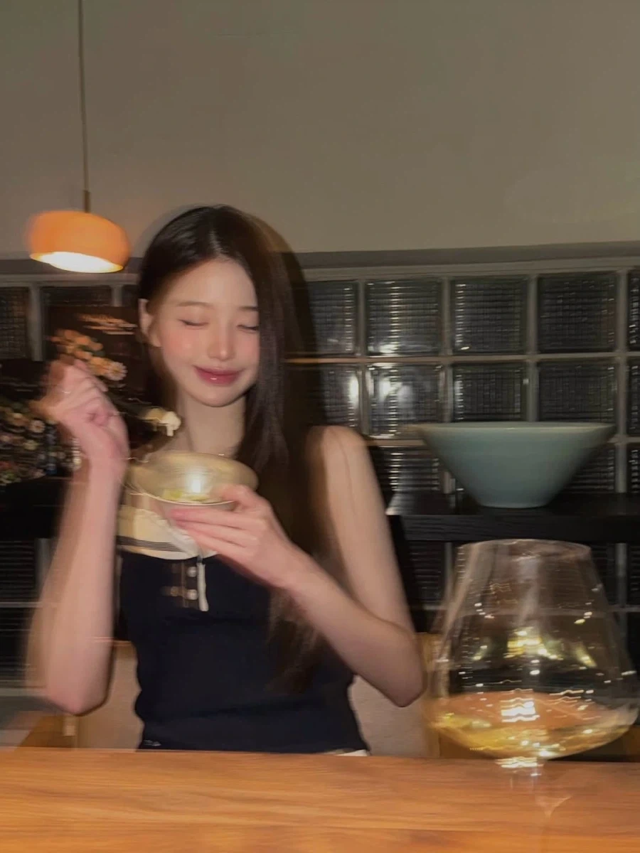 장원영이랑 데이트하는 시점_2.webp