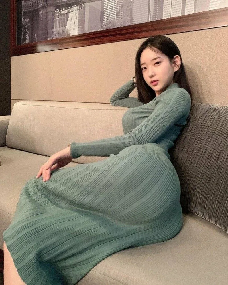 신재은 미시룩.jpg_2.webp