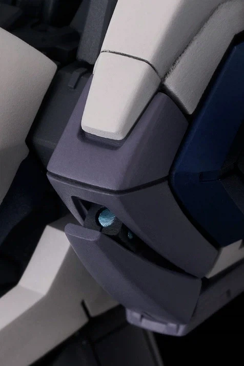 [카도카와] 카도프라 풀 메탈 패닉! 1/48아바레스트. ECS발동상태 상세이미지_3.webp
