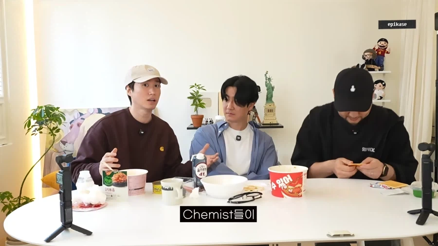 유튜브) 타블로가 말하는 한국 라면이 전세계에서 가장 맛있는 이유_7.webp