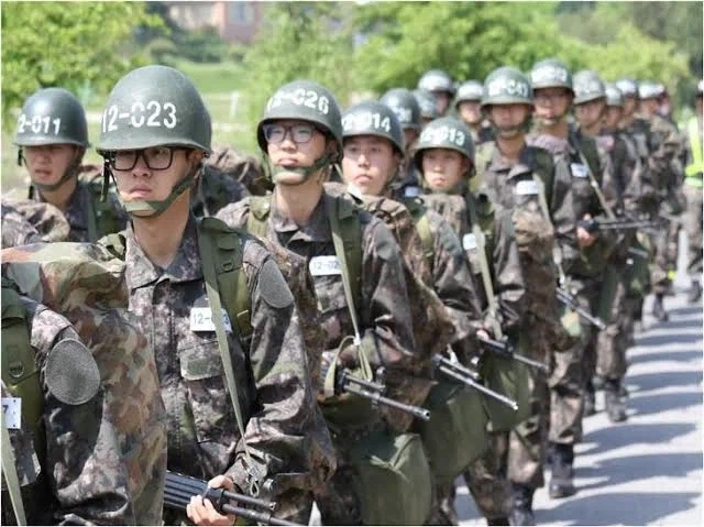 의외로 안믿는 사람 있는 병역 관련 사실.jpg_1.webp