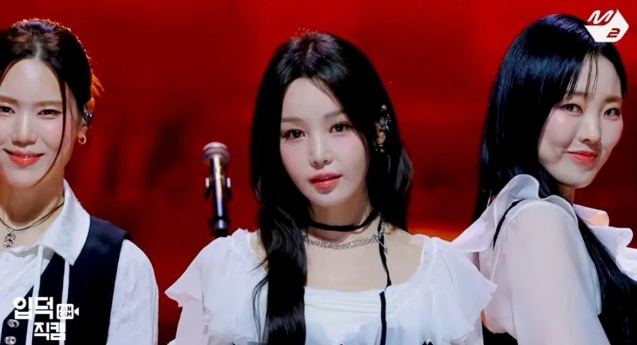 42세 여자 아이돌_1.webp